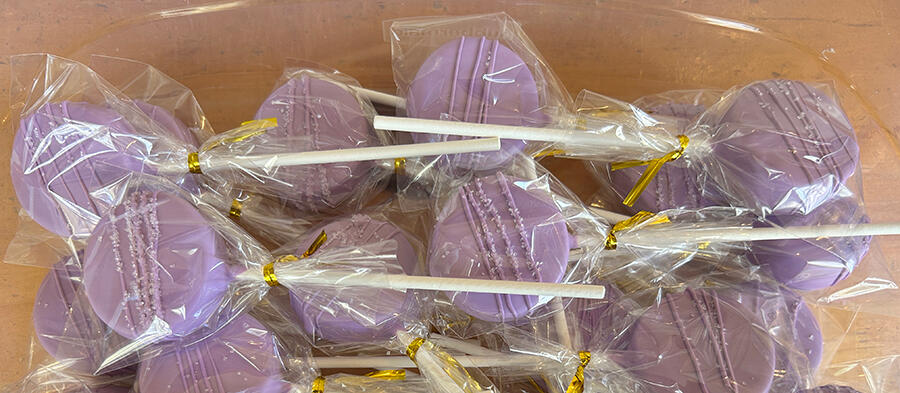 Purple Cake Pops